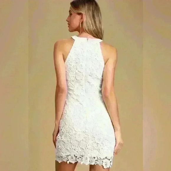 Lulu’s White lace Dress. Size XS - Picture 2 of 7